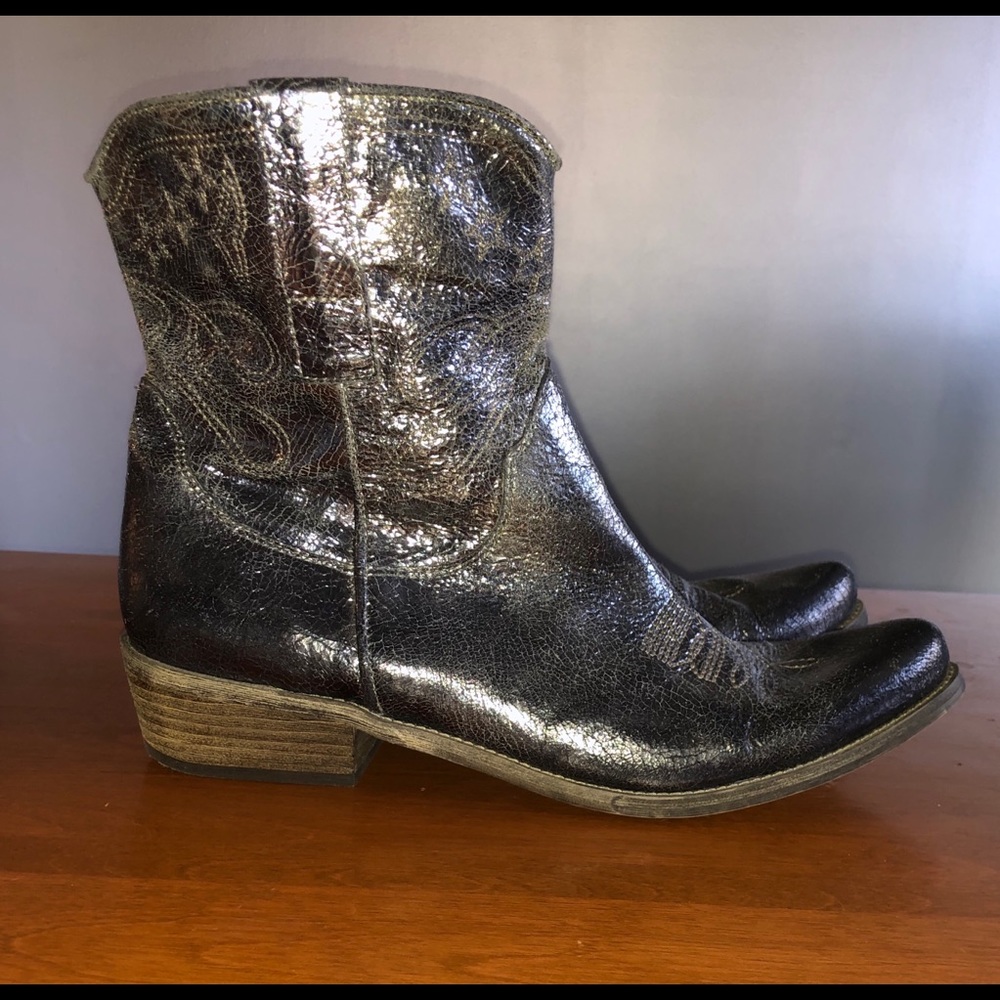 Boutique 9 Jolisa Silver 10M Women’s Cowboy Boots